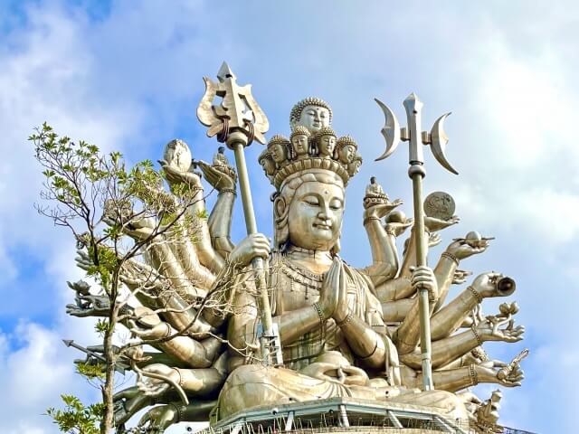 Thousand arms kannon